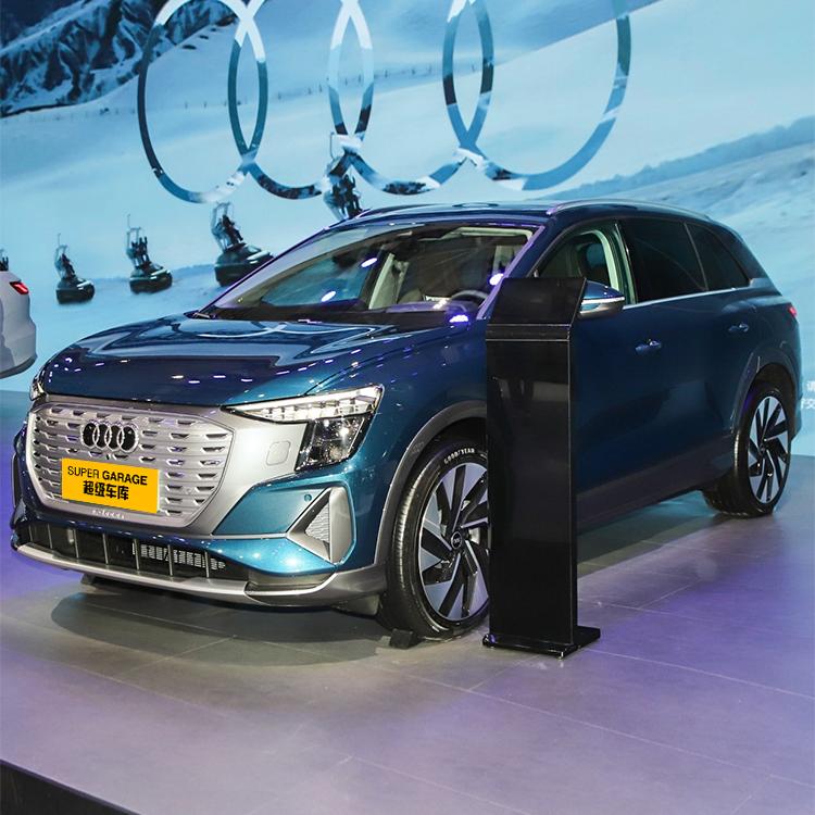 Audi Q5 e-tron ARAÇ RENGİ Audi Q5 e-tron ARAÇ RENGİ