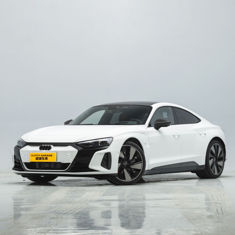 Ауди е-трон ГТ