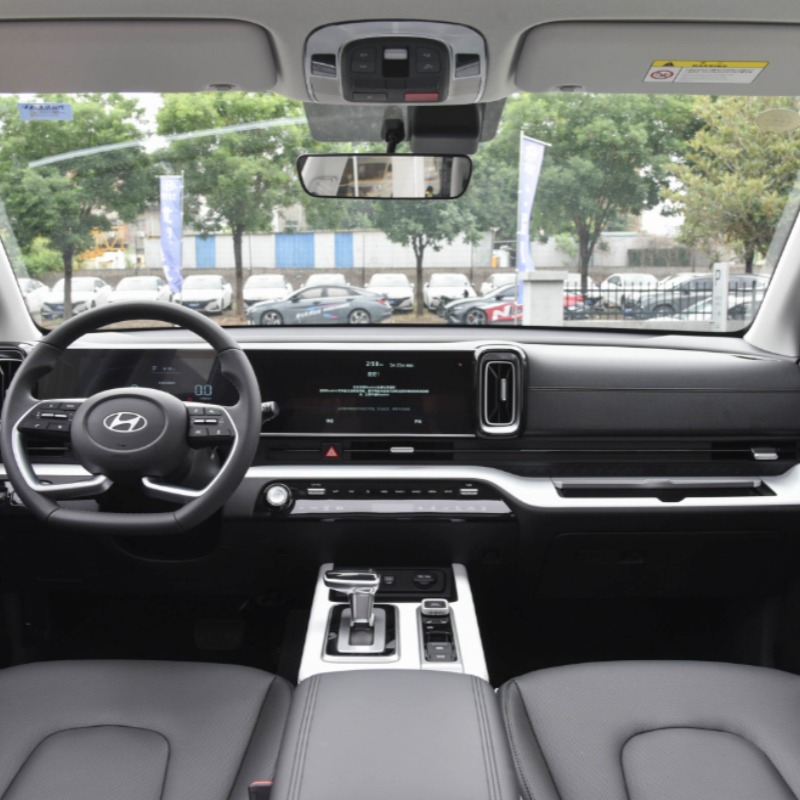 ภายใน ภายใน