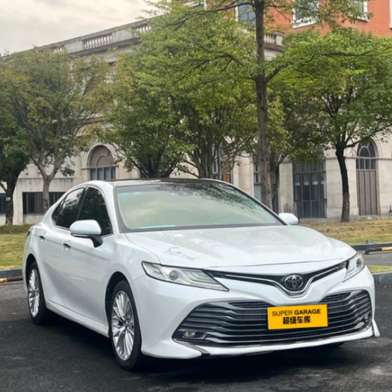 Тойота Камри 2018