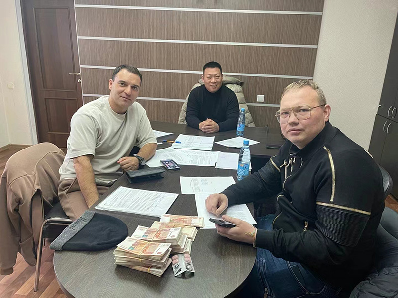 Торговая площадка для иностранных клиентов Super Garage