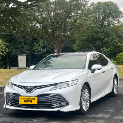 Тойота Камри 2018