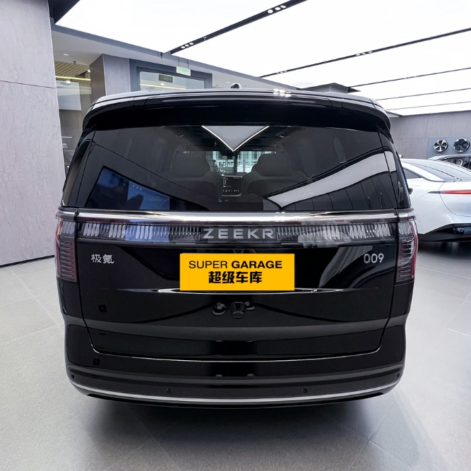 ZEKR 009