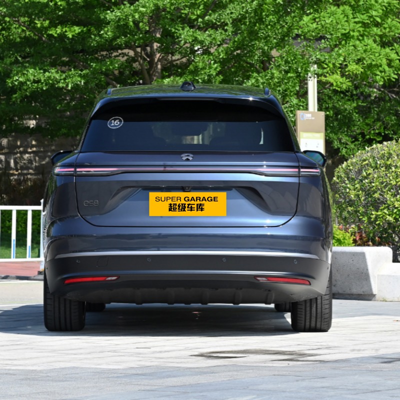 Нио ES8 2023 внедорожник